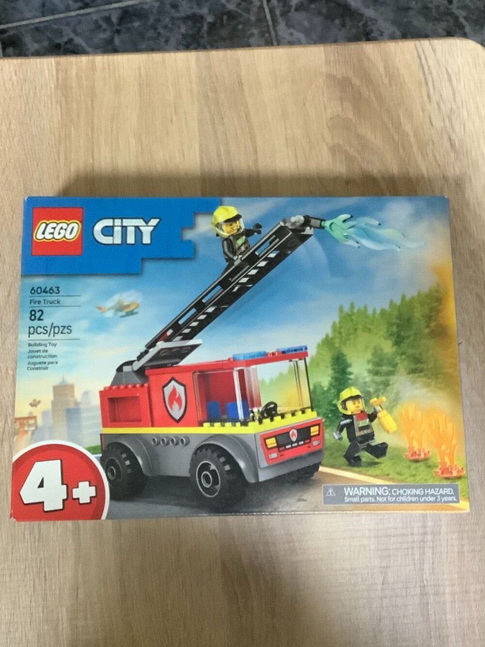 LEGO City Fire Truck Engine 60463 minifigure cty1883  cty1884 firefighter